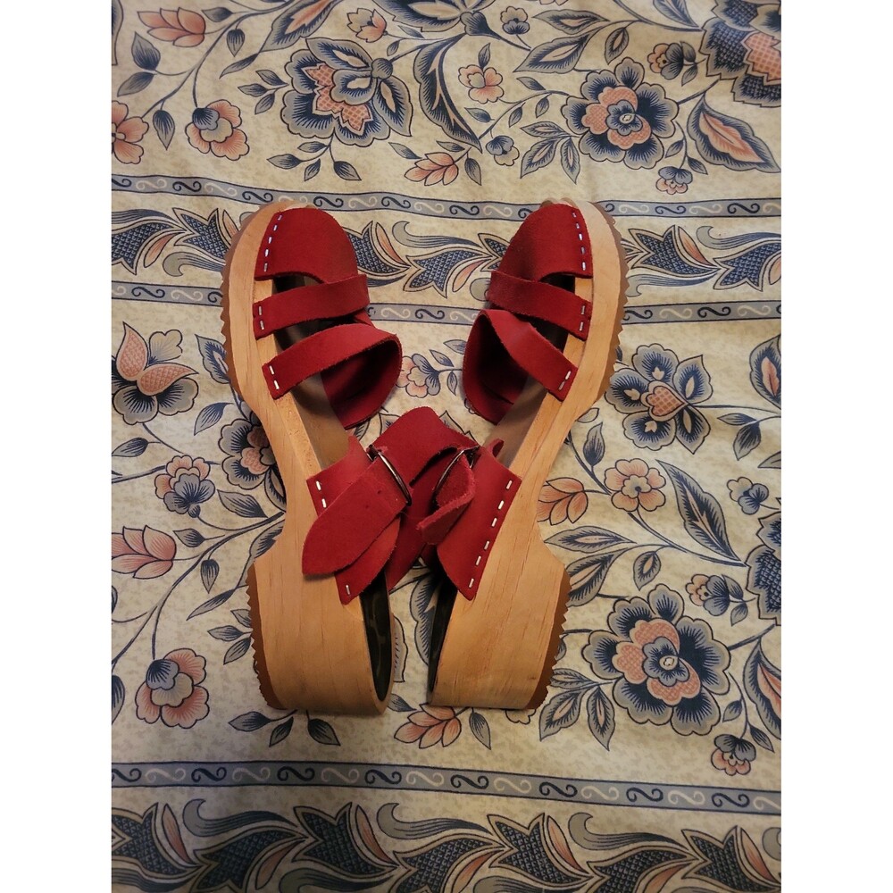 Clogs - Picture 6 of 6